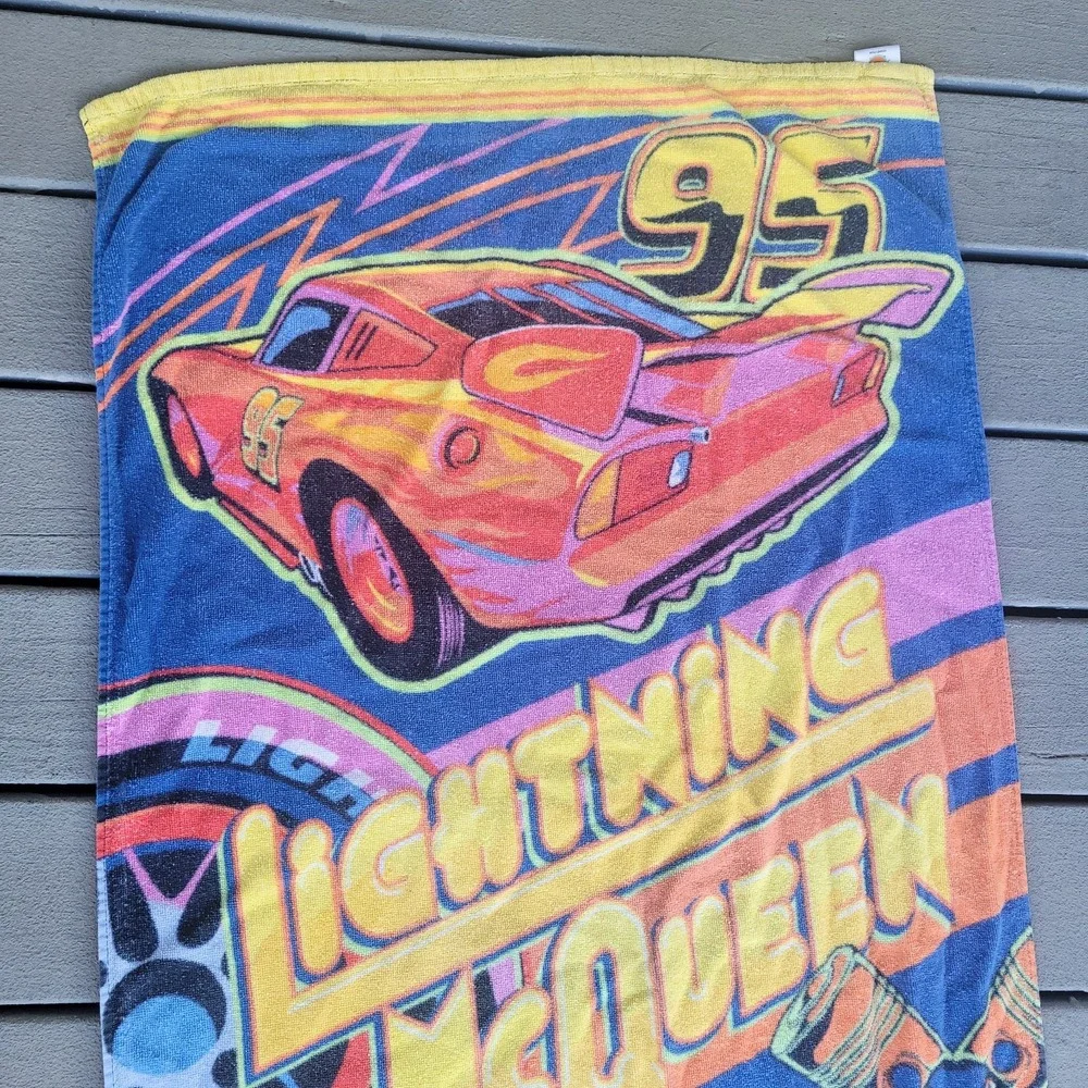 Disney Pixar Cars Racing Sports Network Beach Towel Lightning McQueen